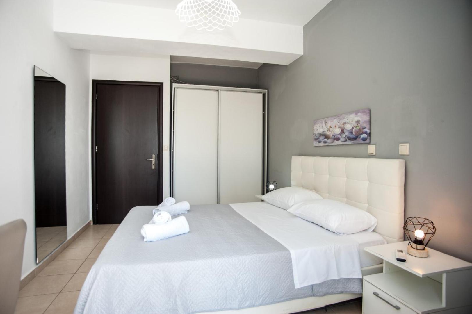 Gravanis Ir Home Pesádha Esterno foto
